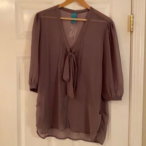 Lilac sheer elbow sleeve blouse